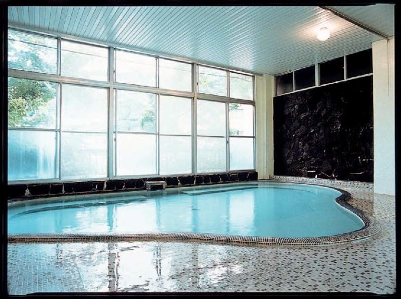 Izumiya Ryokan Uonuma Екстериор снимка